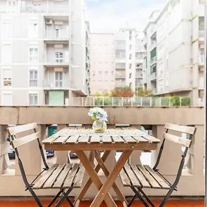  Appartamento Corso Buenos Aires-citta Studiappartamento Nuovo Con Wifi
